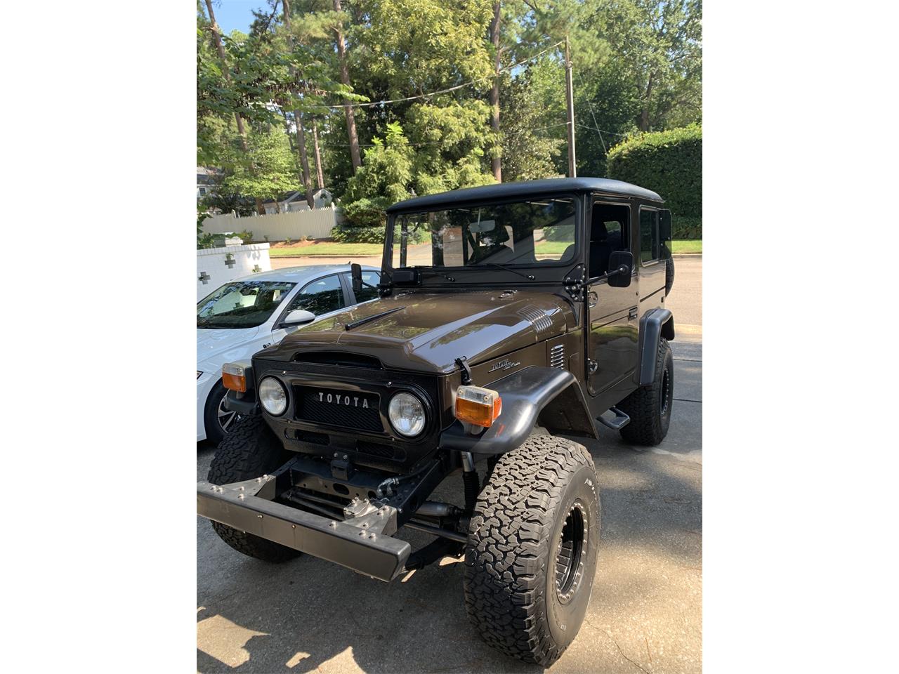 Toyota-Land-cruiser-1977-Custom-Buffalo-Brown-Black-17