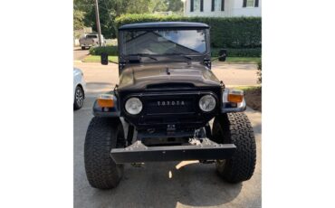 Toyota-Land-cruiser-1977-Custom-Buffalo-Brown-Black