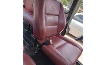 Toyota-Land-cruiser-1980-Dark-metallic-gray-Red-10