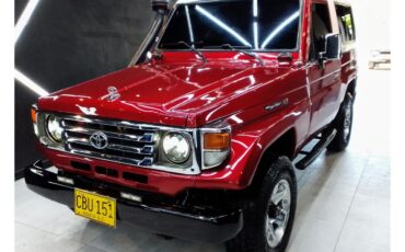 Toyota-Land-cruiser-1995-Red-Gray-2