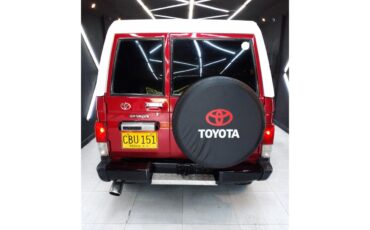 Toyota-Land-cruiser-1995-Red-Gray-5