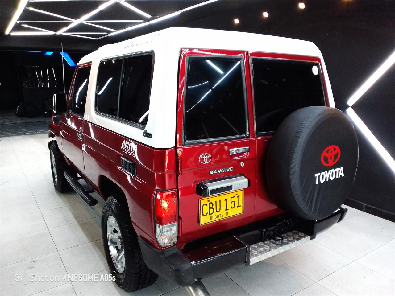 Toyota-Land-cruiser-1995-Red-Gray-6