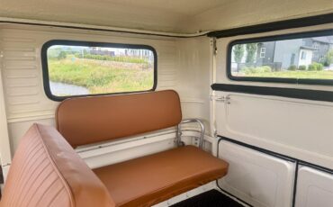 Toyota-Land-cruiser-fj40-1965-Cygnus-White-Camel-17