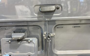 Toyota-Land-cruiser-fj40-1966-Gray-RedBlack-35