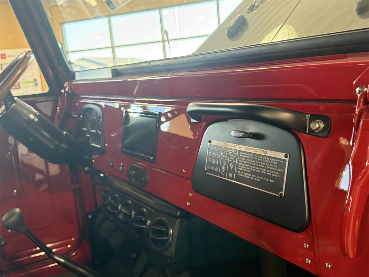 Toyota-Land-cruiser-fj40-1966-Gray-RedBlack-41