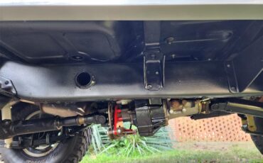 Toyota-Land-cruiser-fj40-1969-White-Black-31