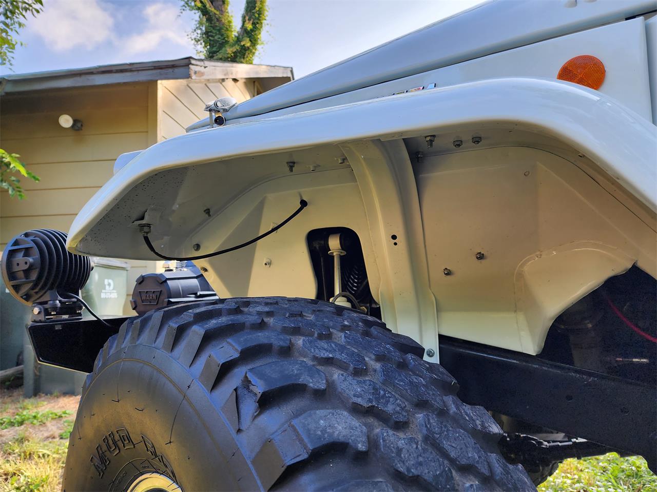 Toyota-Land-cruiser-fj40-1969-White-Black-33