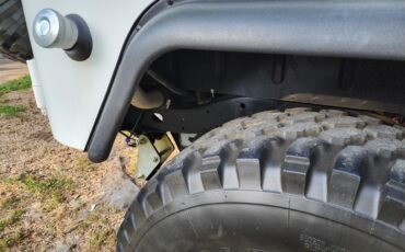 Toyota-Land-cruiser-fj40-1969-White-Black-35