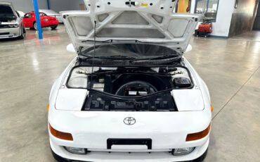 Toyota-MR2-1993-Coupe-10