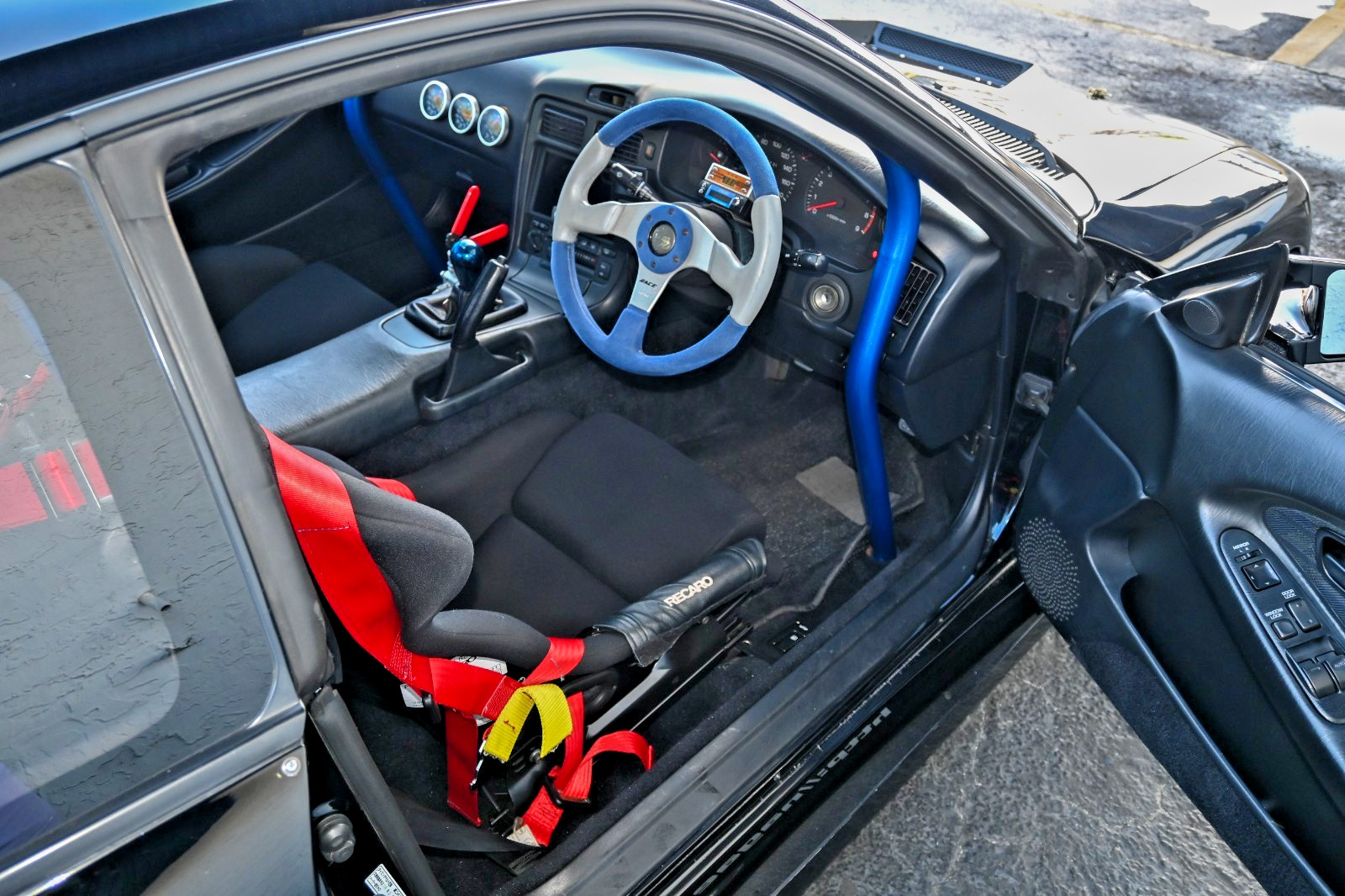 Toyota-MR2-1995-Coupe-27