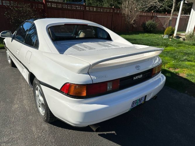 Toyota-Mr2-1991-13
