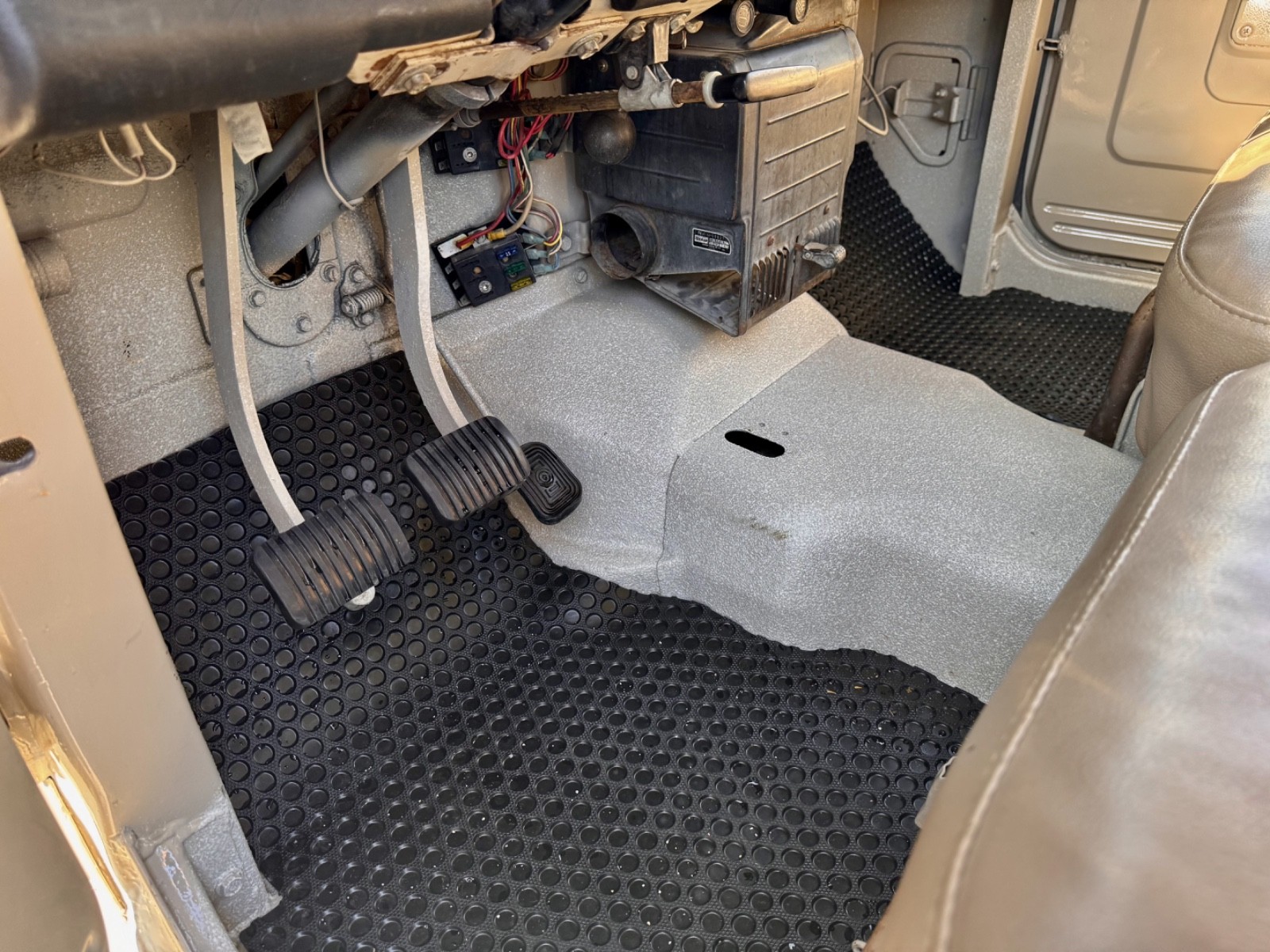 Toyota-Other-1968-SUV-5