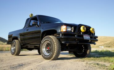 Toyota-Other-1987-Standard-Cab-Pickup-1