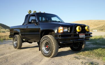 Toyota-Other-1987-Standard-Cab-Pickup-12