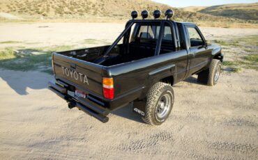 Toyota-Other-1987-Standard-Cab-Pickup-2