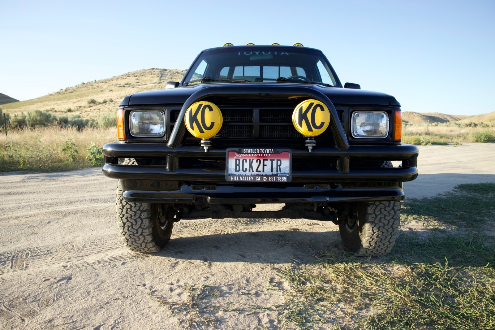 Toyota-Other-1987-Standard-Cab-Pickup-5