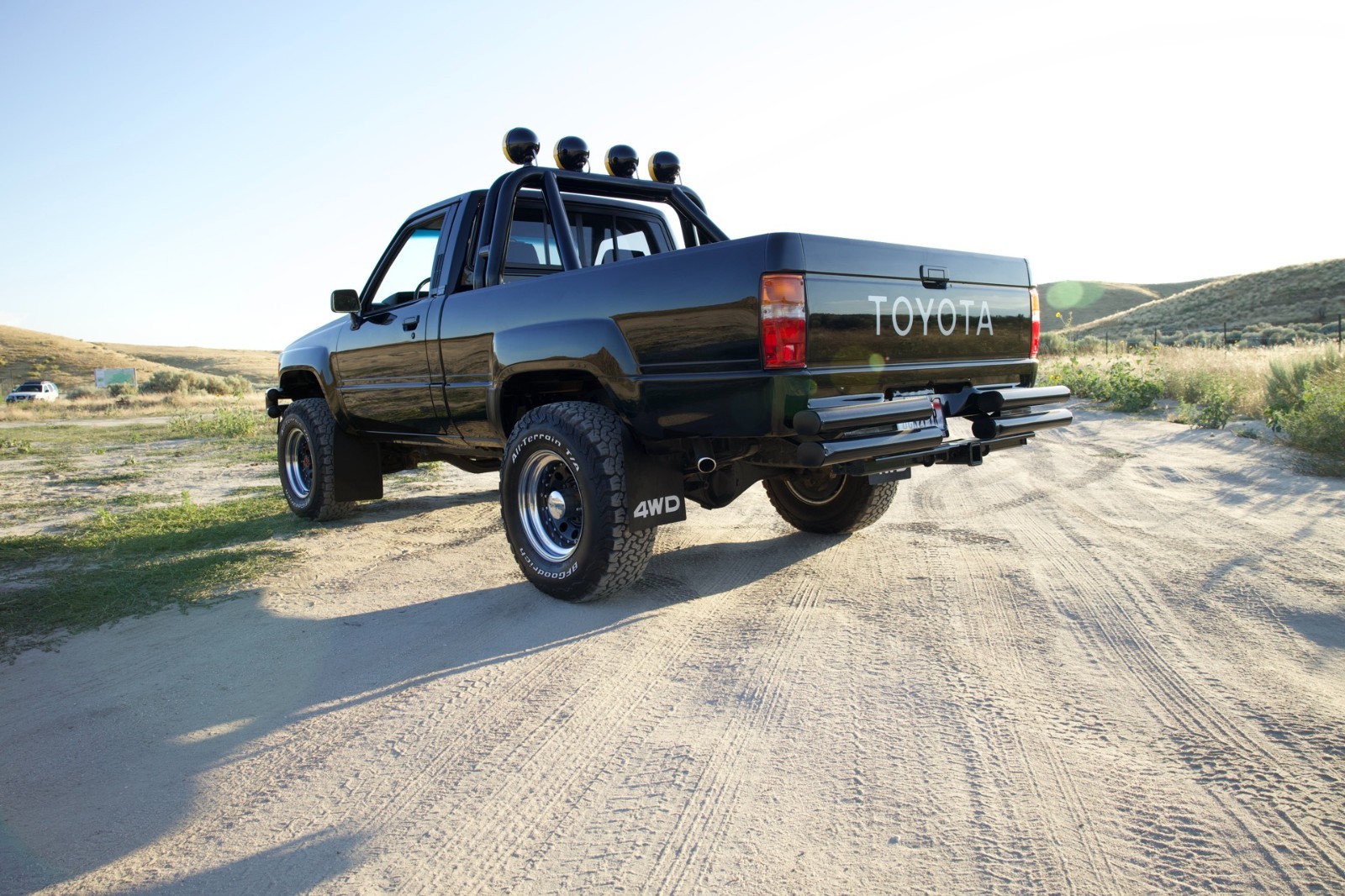 Toyota-Other-1987-Standard-Cab-Pickup-8