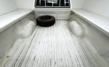 Toyota-Other-1993-White-Blue-28