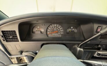 Toyota-Other-1993-White-Blue-42