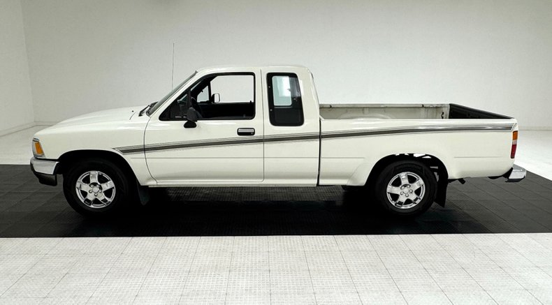 Toyota-Other-1993-White-Blue