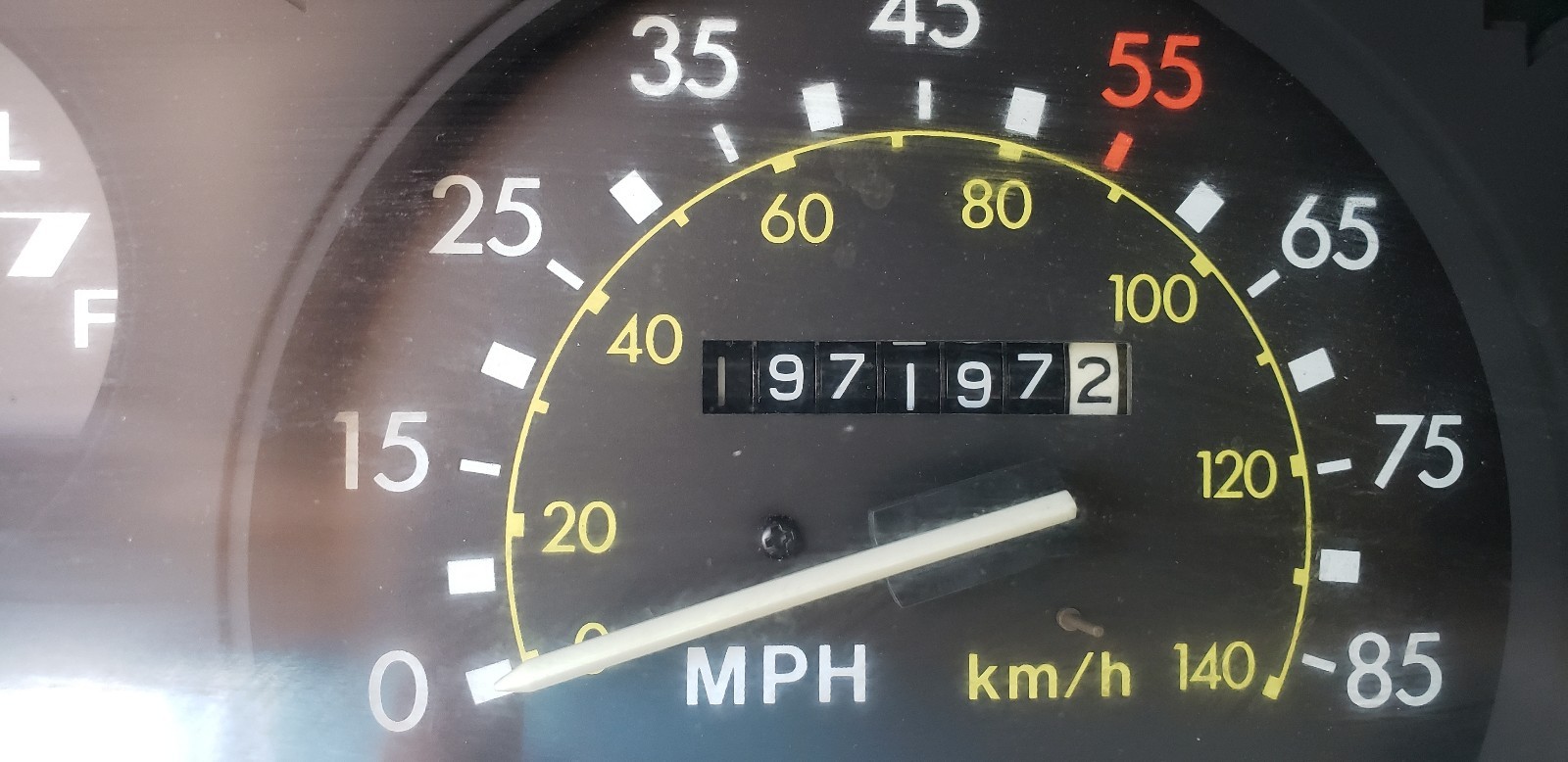 Toyota-Pickup-1982-10