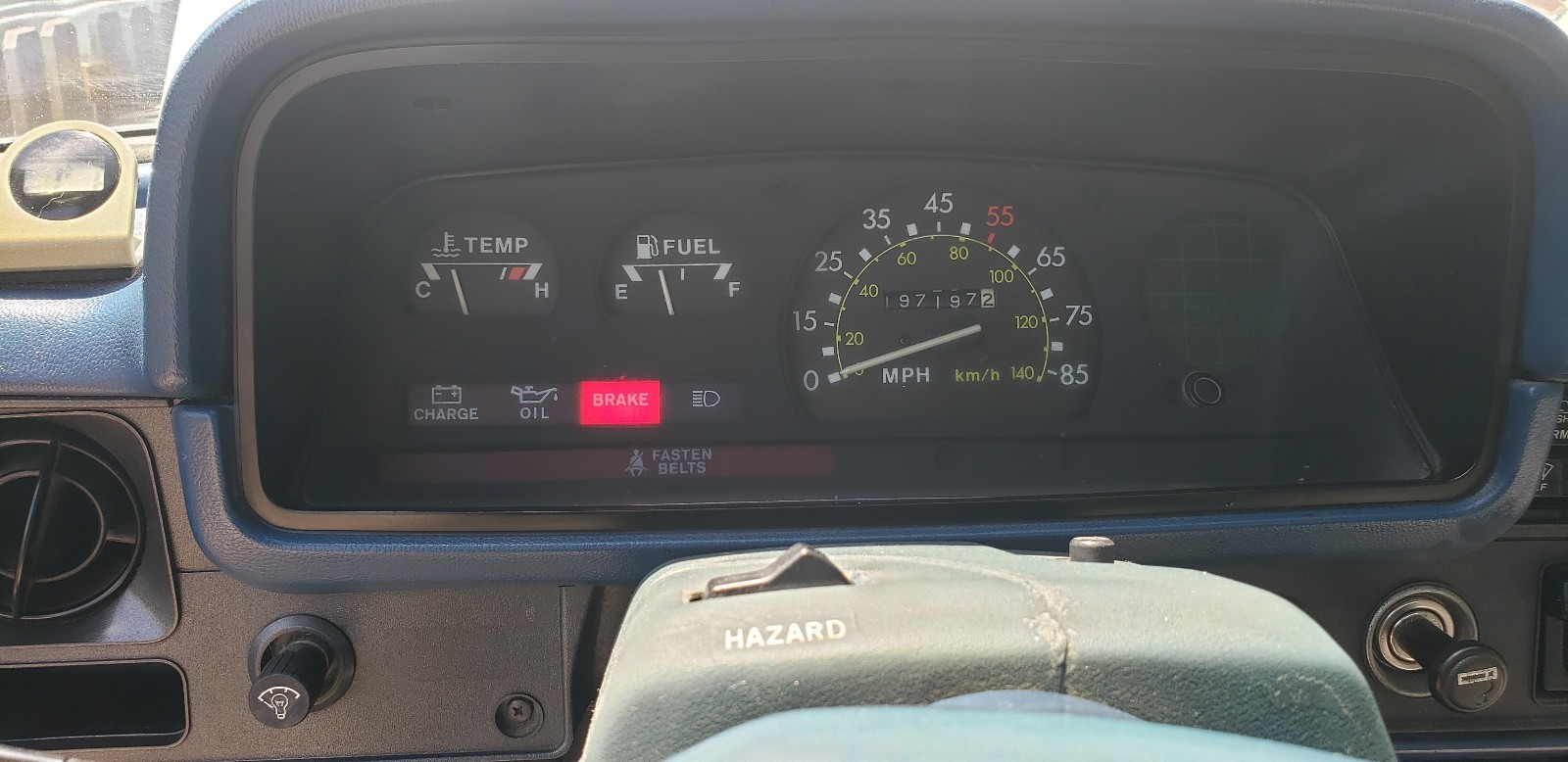 Toyota-Pickup-1982-18
