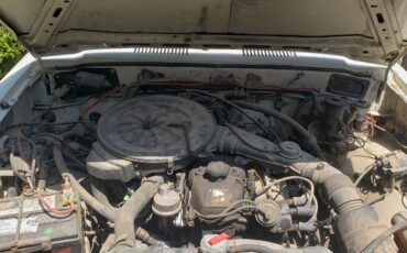 Toyota-Pickup-1982-19