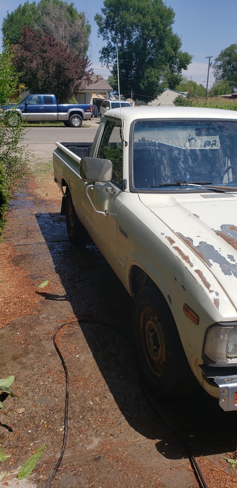 Toyota-Pickup-1982-6