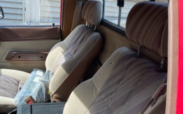 Toyota-Pickup-1984-15