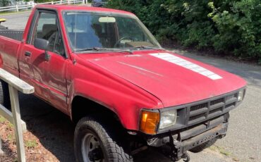 Toyota-Pickup-1984-5