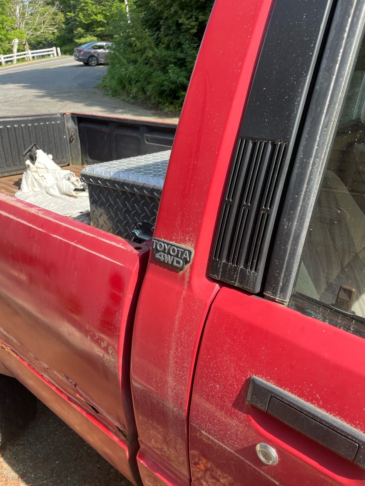 Toyota-Pickup-1984-6