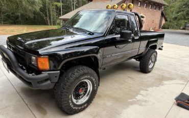 Toyota-Pickup-1986-5