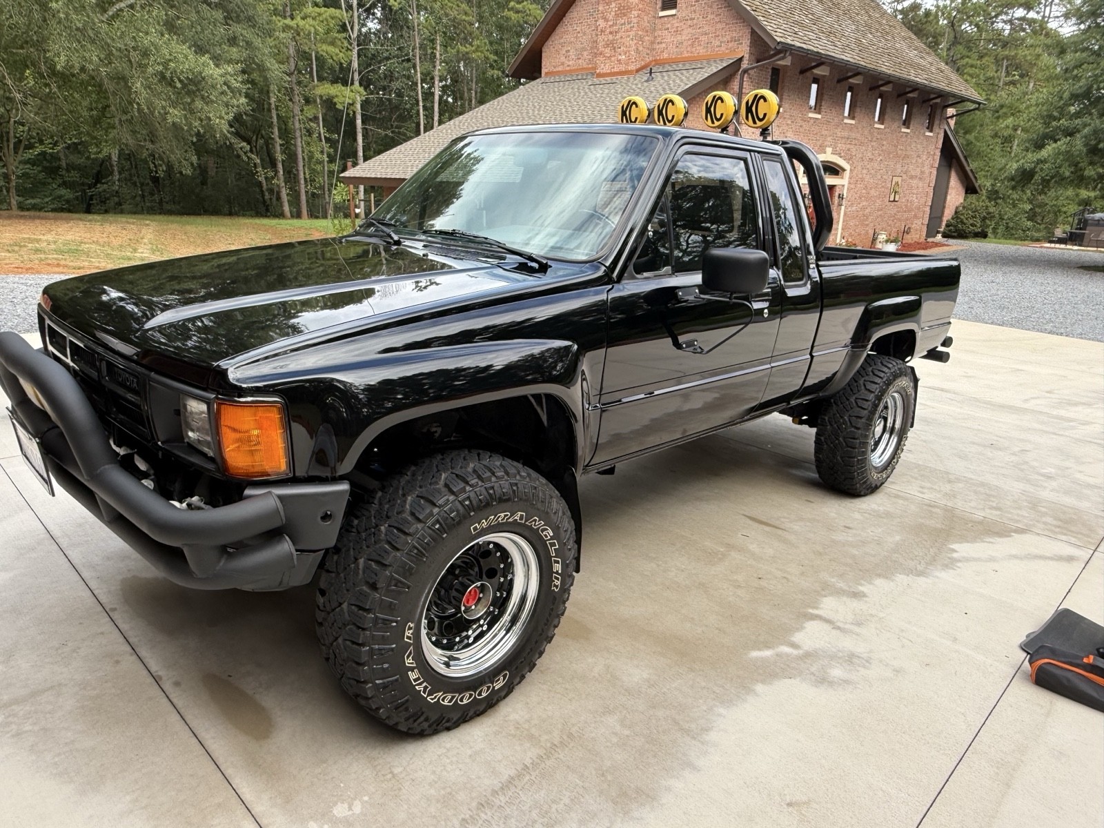 Toyota-Pickup-1986-5