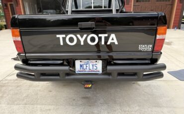 Toyota-Pickup-1986-7