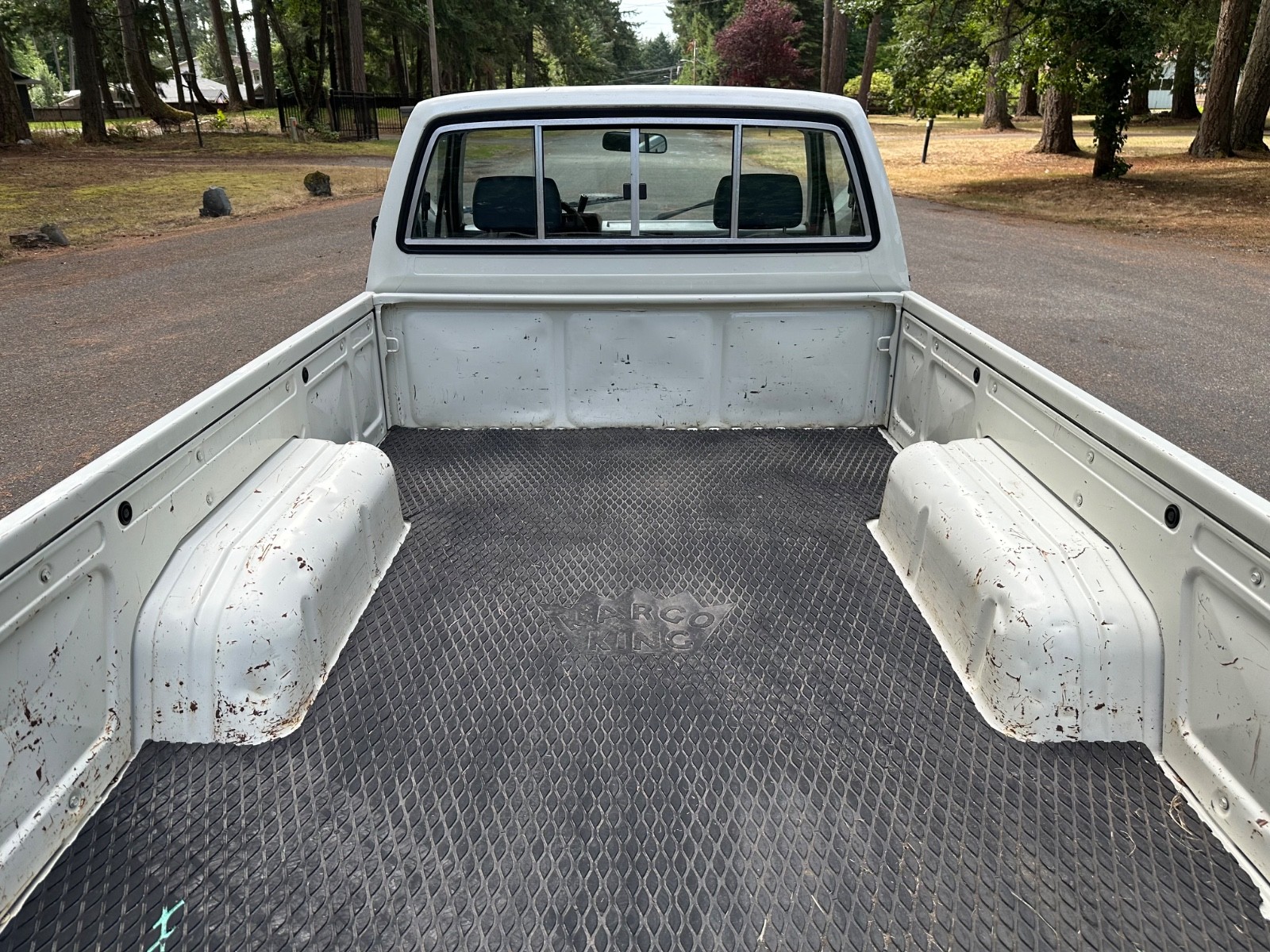 Toyota-Pickup-1986-Standard-Cab-Pickup-15