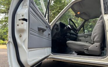Toyota-Pickup-1986-Standard-Cab-Pickup-18