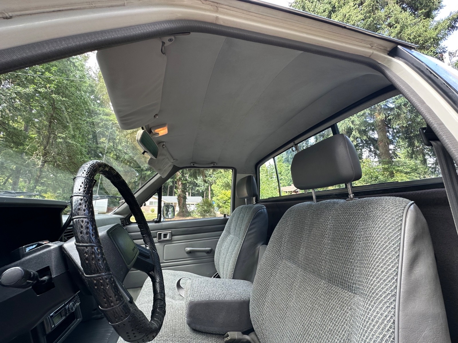Toyota-Pickup-1986-Standard-Cab-Pickup-27