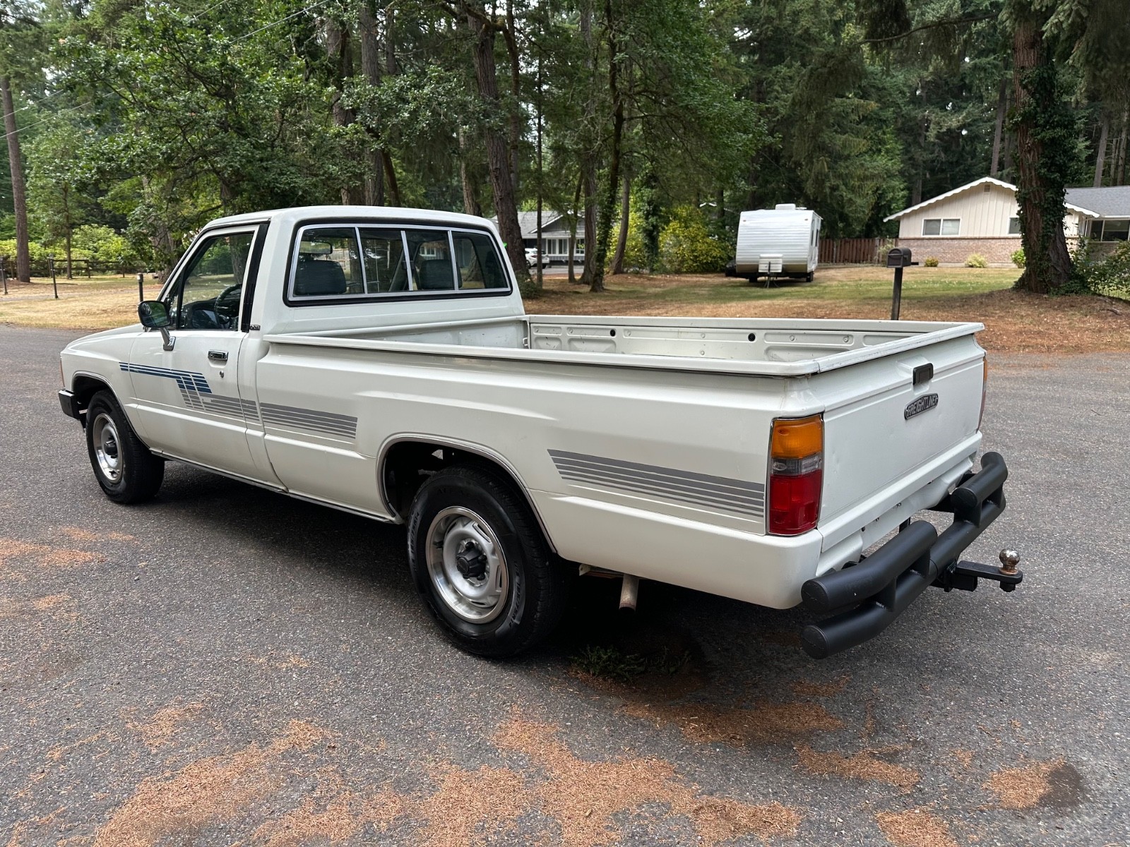 Toyota-Pickup-1986-Standard-Cab-Pickup-6