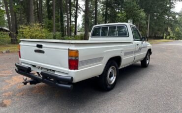 Toyota-Pickup-1986-Standard-Cab-Pickup-8