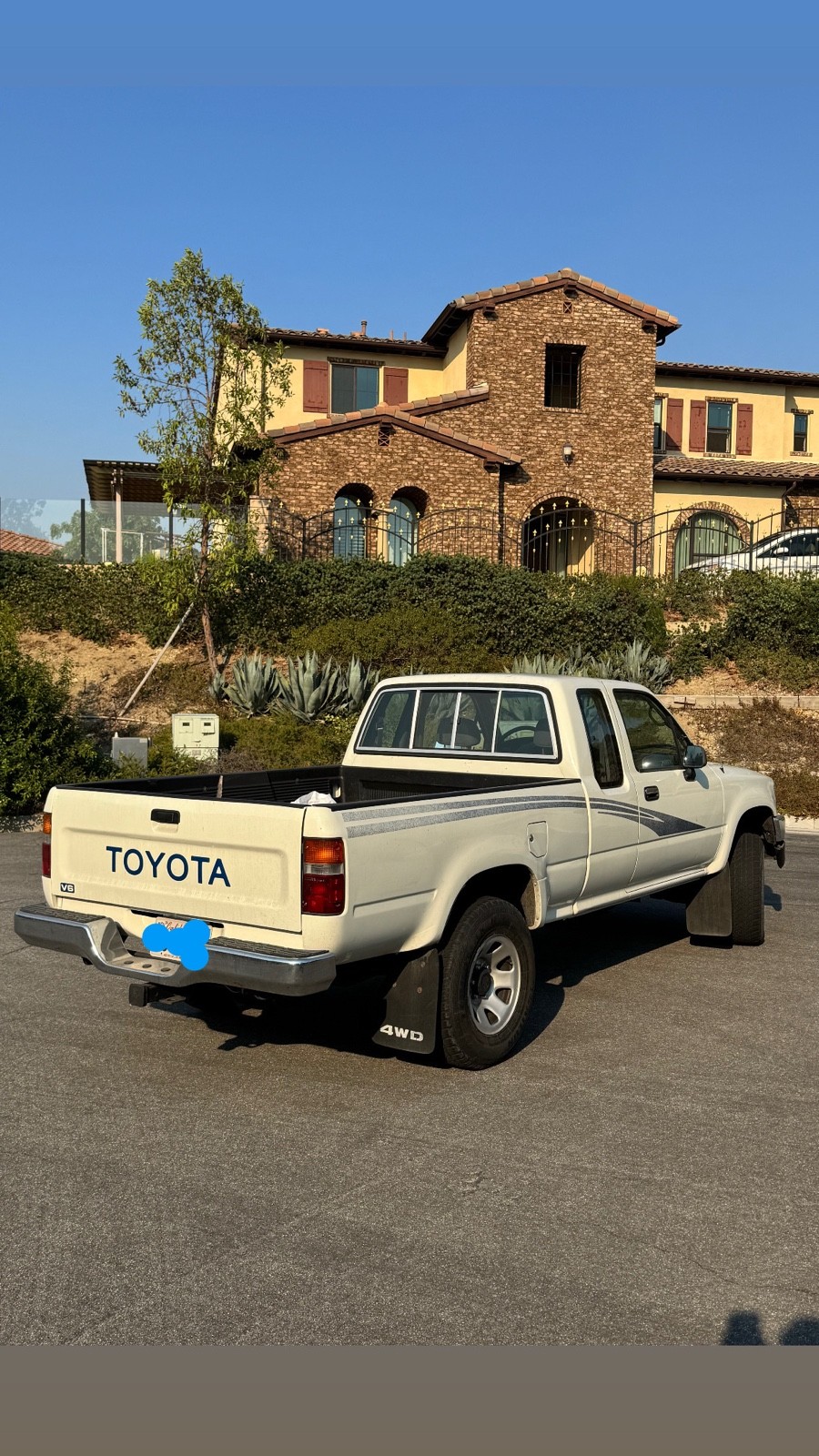 Toyota-Pickup-1993-2