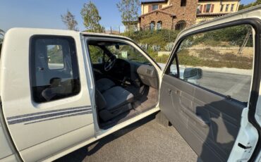 Toyota-Pickup-1993-8