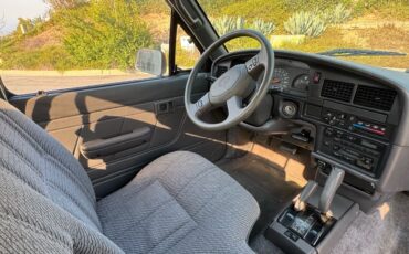 Toyota-Pickup-1993-9