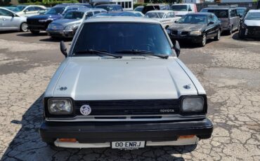 Toyota-Starlet-1981-11