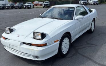 Toyota-Supra-1990-Hatchback-4