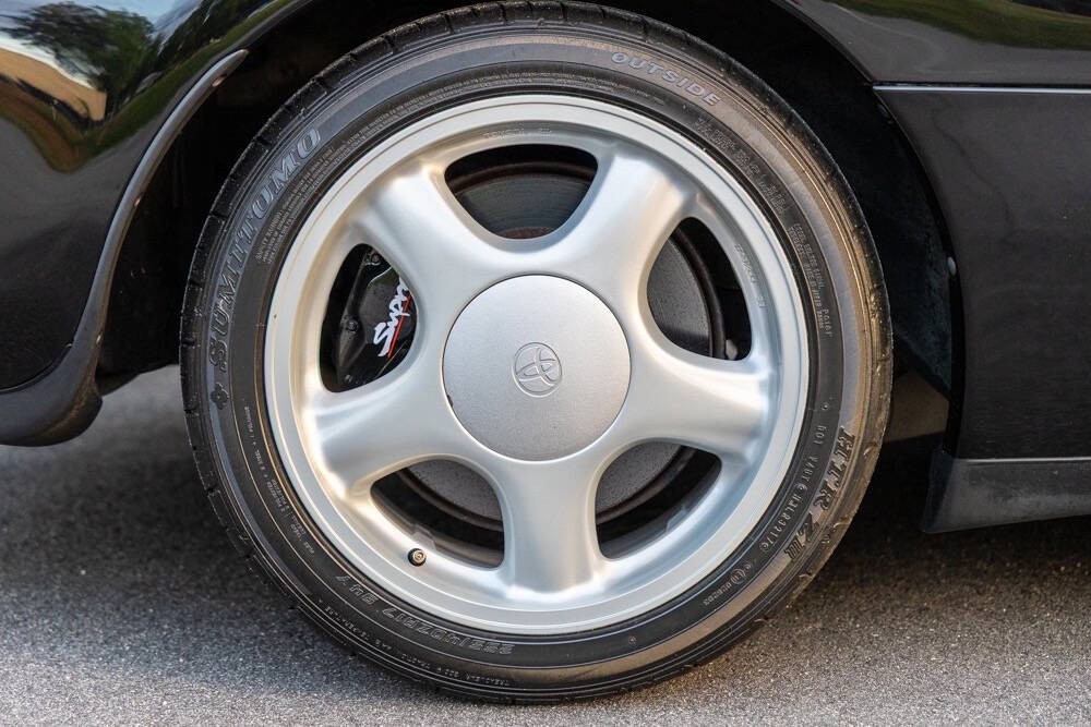 Toyota-Supra-1994-Hatchback-11
