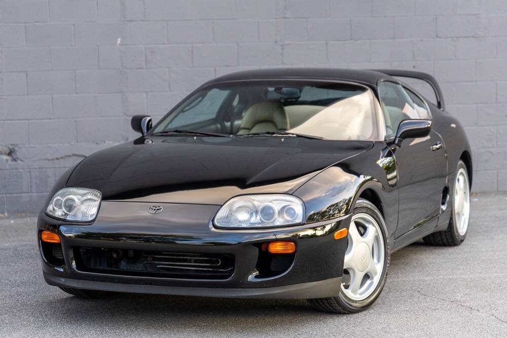 Toyota-Supra-1994-Hatchback-15