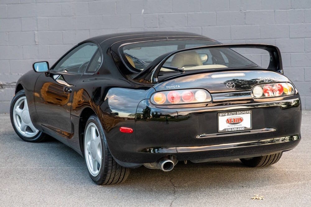 Toyota-Supra-1994-Hatchback-16