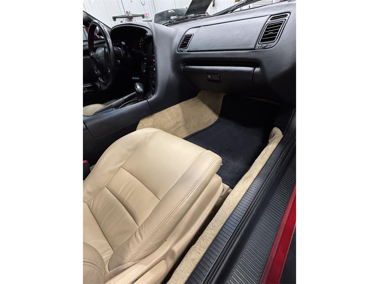 Toyota-Supra-1994-Renaissance-Red-Camel-and-Black-17