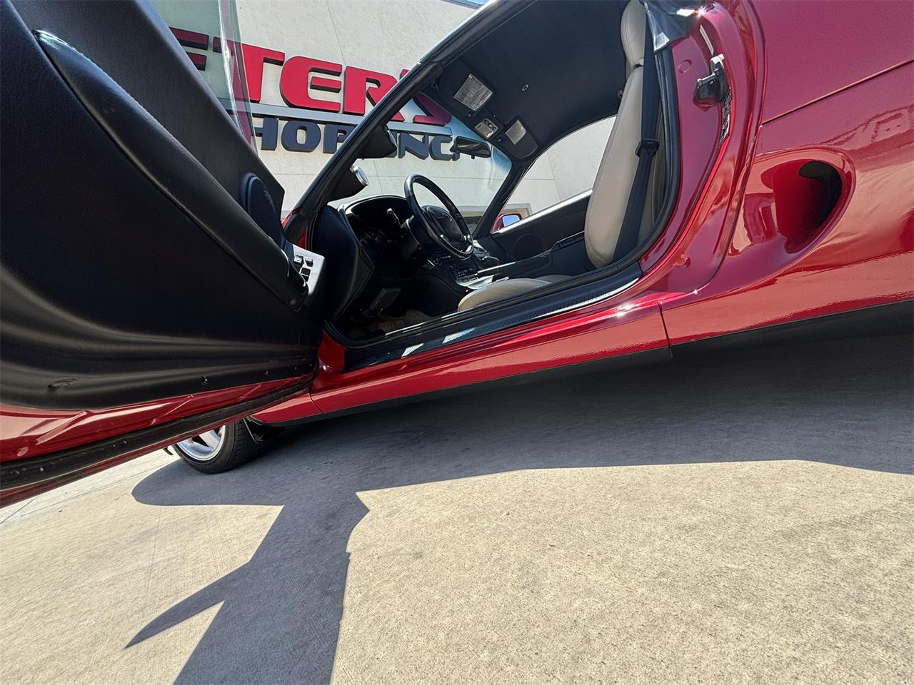 Toyota-Supra-1994-Renaissance-Red-Camel-and-Black-9