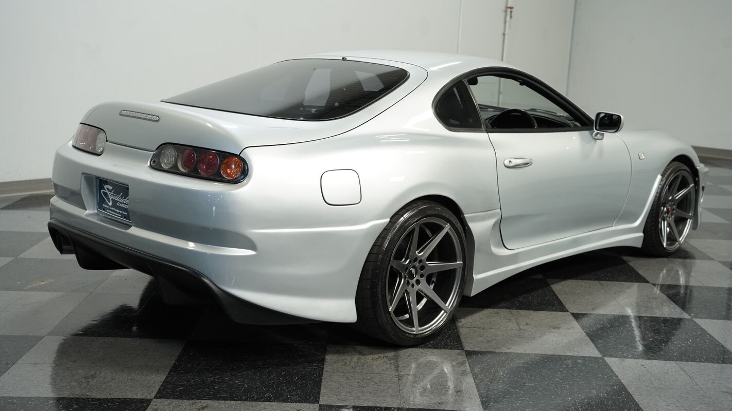 Toyota-Supra-1995-Coupe-11